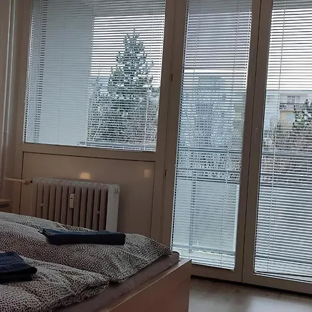 Διαμέρισμα Big And Sunny With Great Acces To Center Μπρατισλάβα